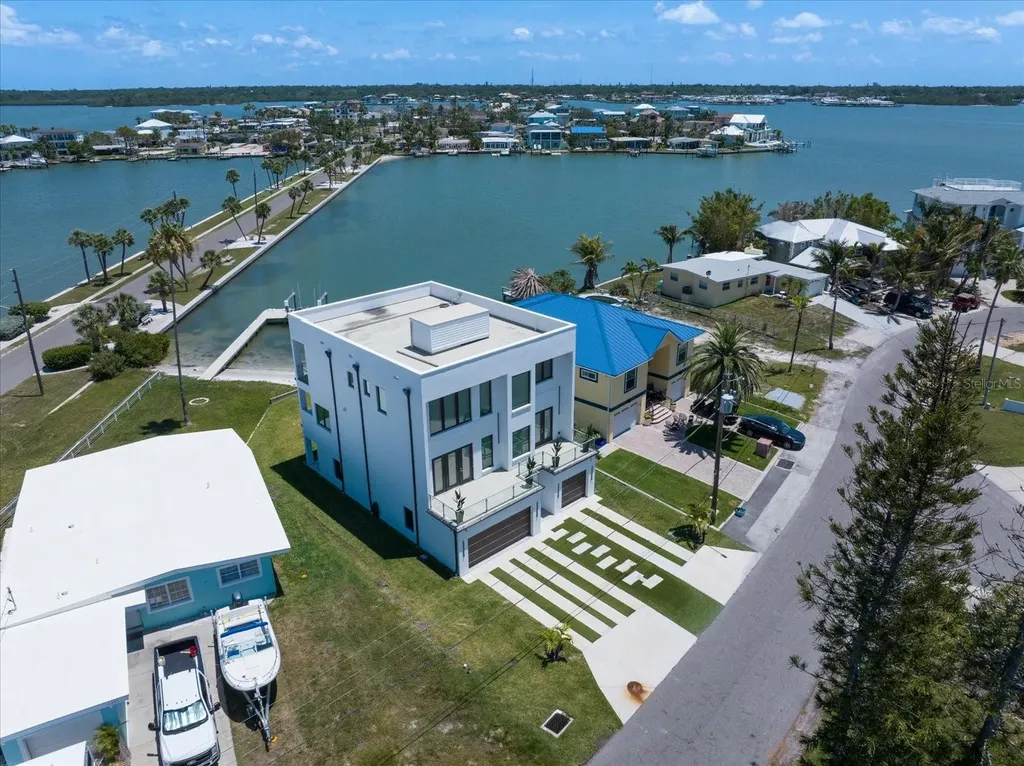 16047 Redington Drive Redington Beach FL 33708