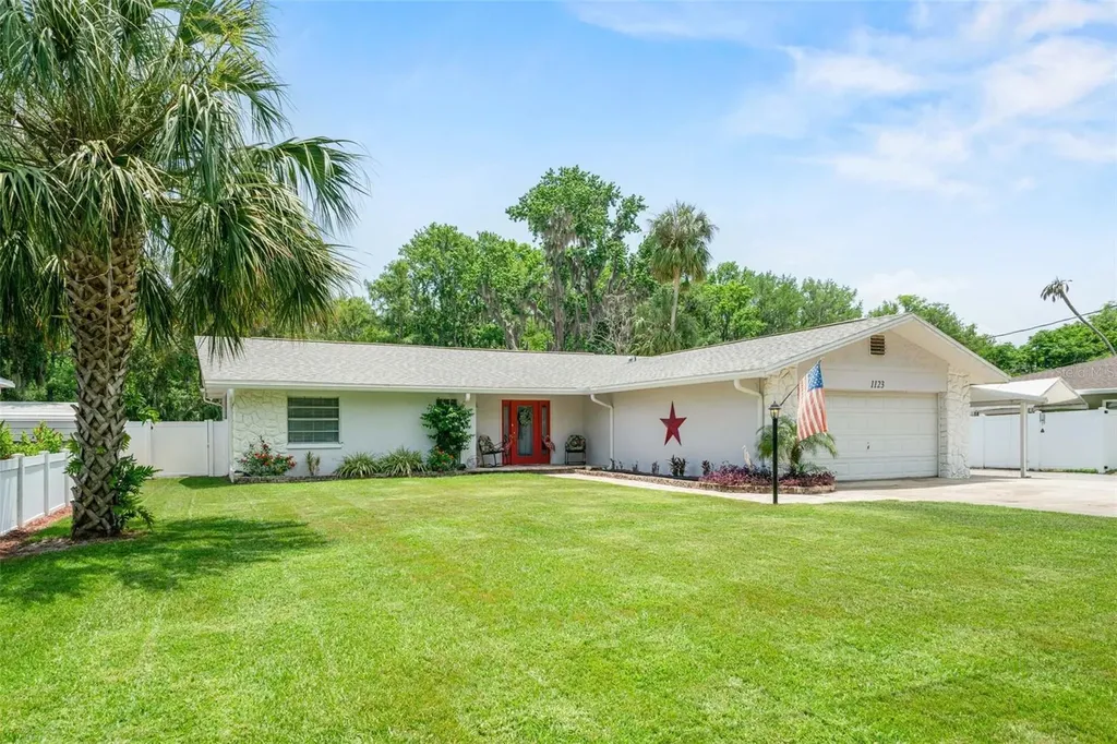 1123 S Waterview Drive Inverness FL 34450