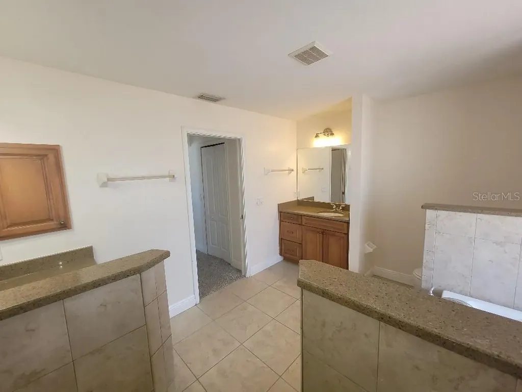 1422 Jakway Road North Port FL 34288