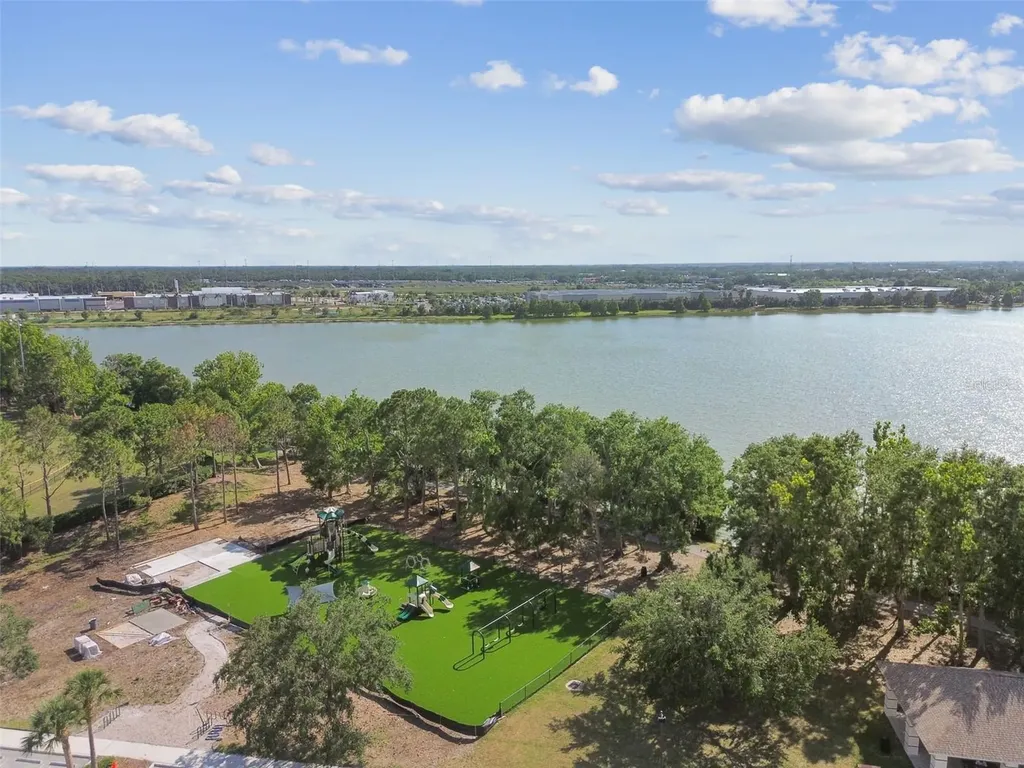 9008 Brookfield Terrace Bradenton FL 34212