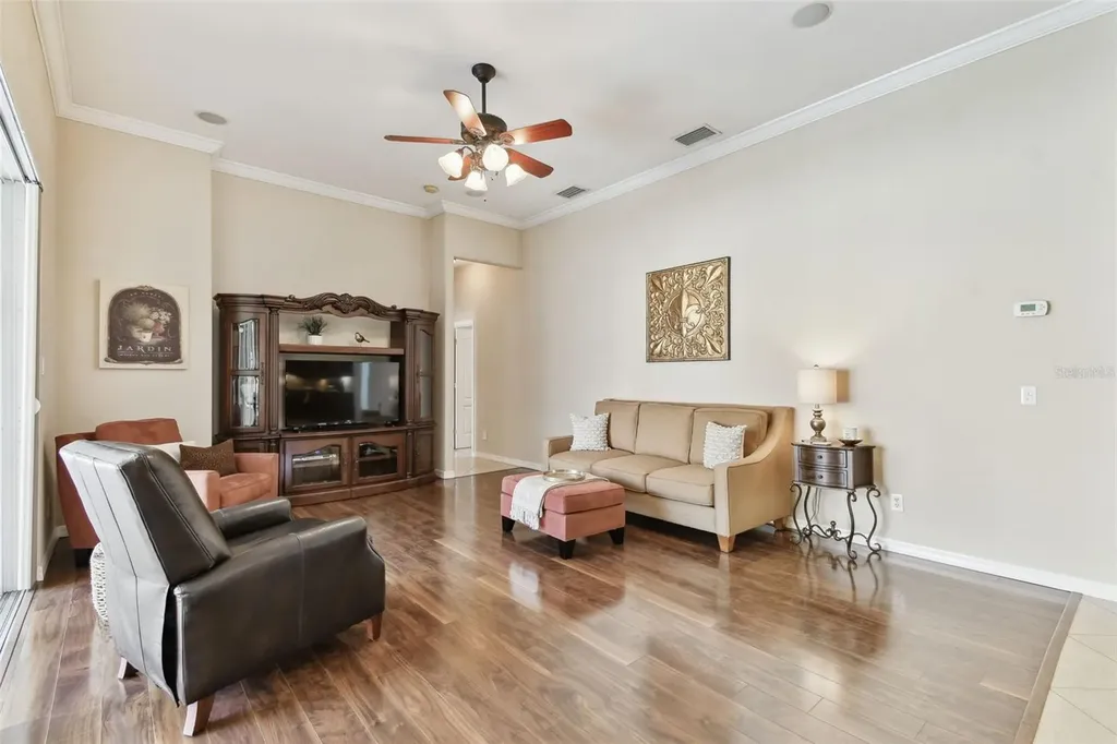 9008 Brookfield Terrace Bradenton FL 34212