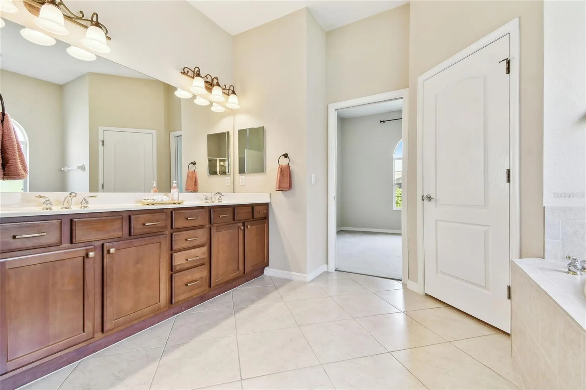 9008 Brookfield Terrace Bradenton FL 34212