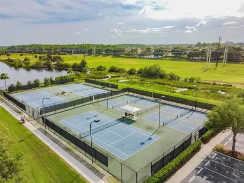 9008 Brookfield Terrace Bradenton FL 34212