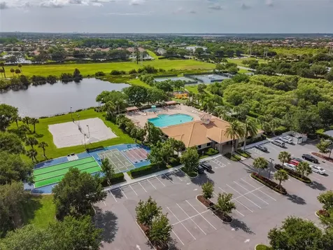 9008 Brookfield Terrace Bradenton FL 34212