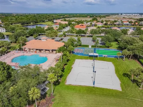 9008 Brookfield Terrace Bradenton FL 34212
