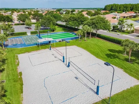 9008 Brookfield Terrace Bradenton FL 34212