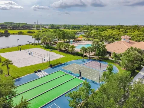 9008 Brookfield Terrace Bradenton FL 34212