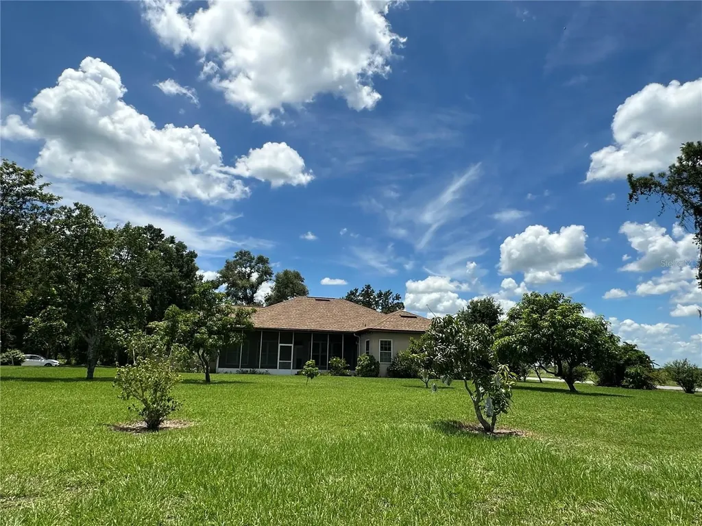 3192 Oaks Bend Bowling Green FL 33834