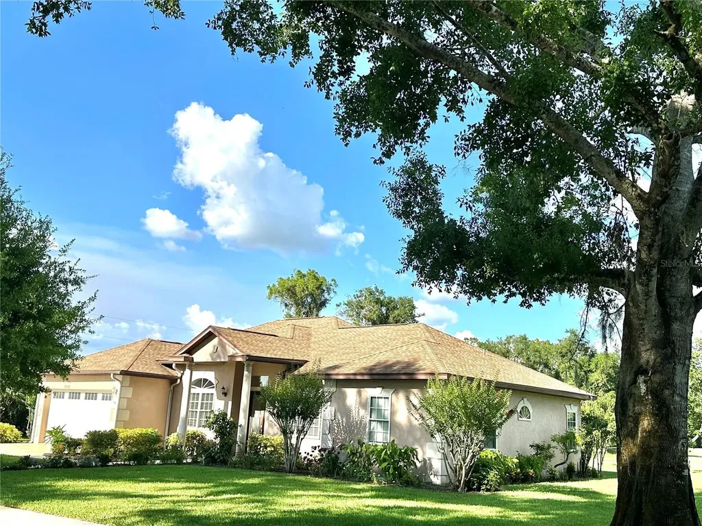 3192 Oaks Bend Bowling Green FL 33834