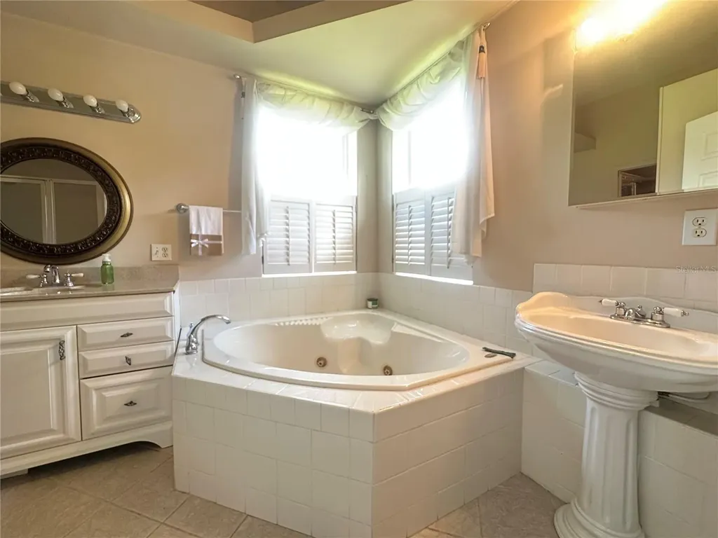 3192 Oaks Bend Bowling Green FL 33834