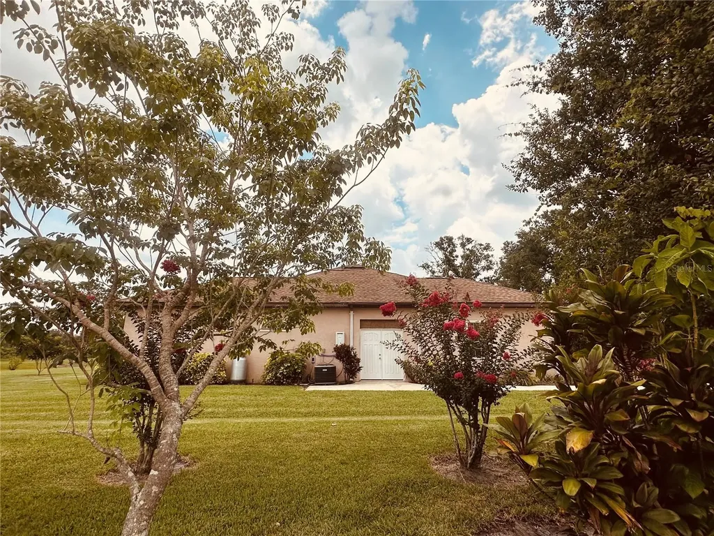 3192 Oaks Bend Bowling Green FL 33834