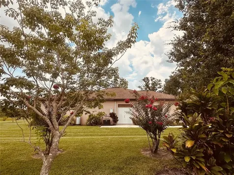 3192 Oaks Bend Bowling Green FL 33834