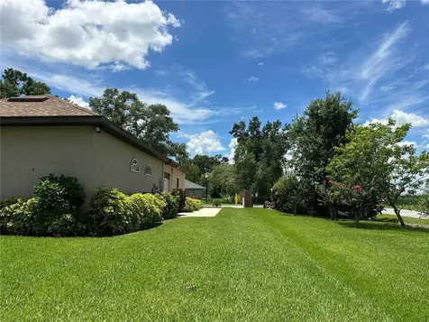 3192 Oaks Bend Bowling Green FL 33834