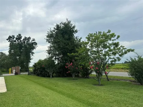 3192 Oaks Bend Bowling Green FL 33834