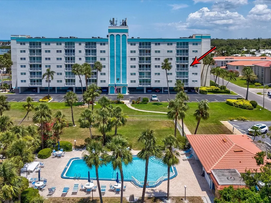 10216 Regal Drive Largo FL 33774