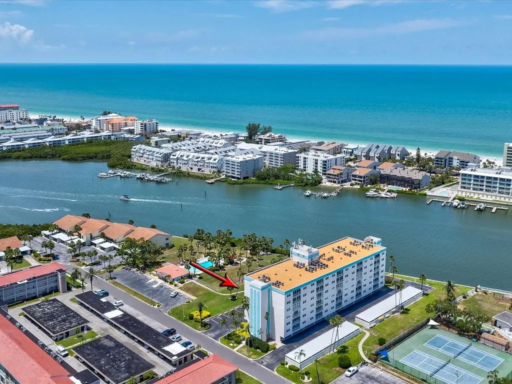 10216 Regal Drive Largo FL 33774