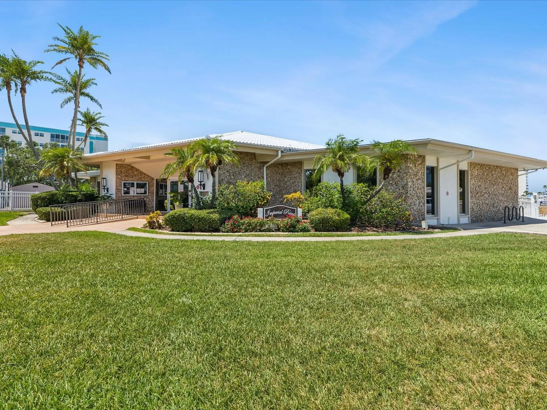 10216 Regal Drive Largo FL 33774