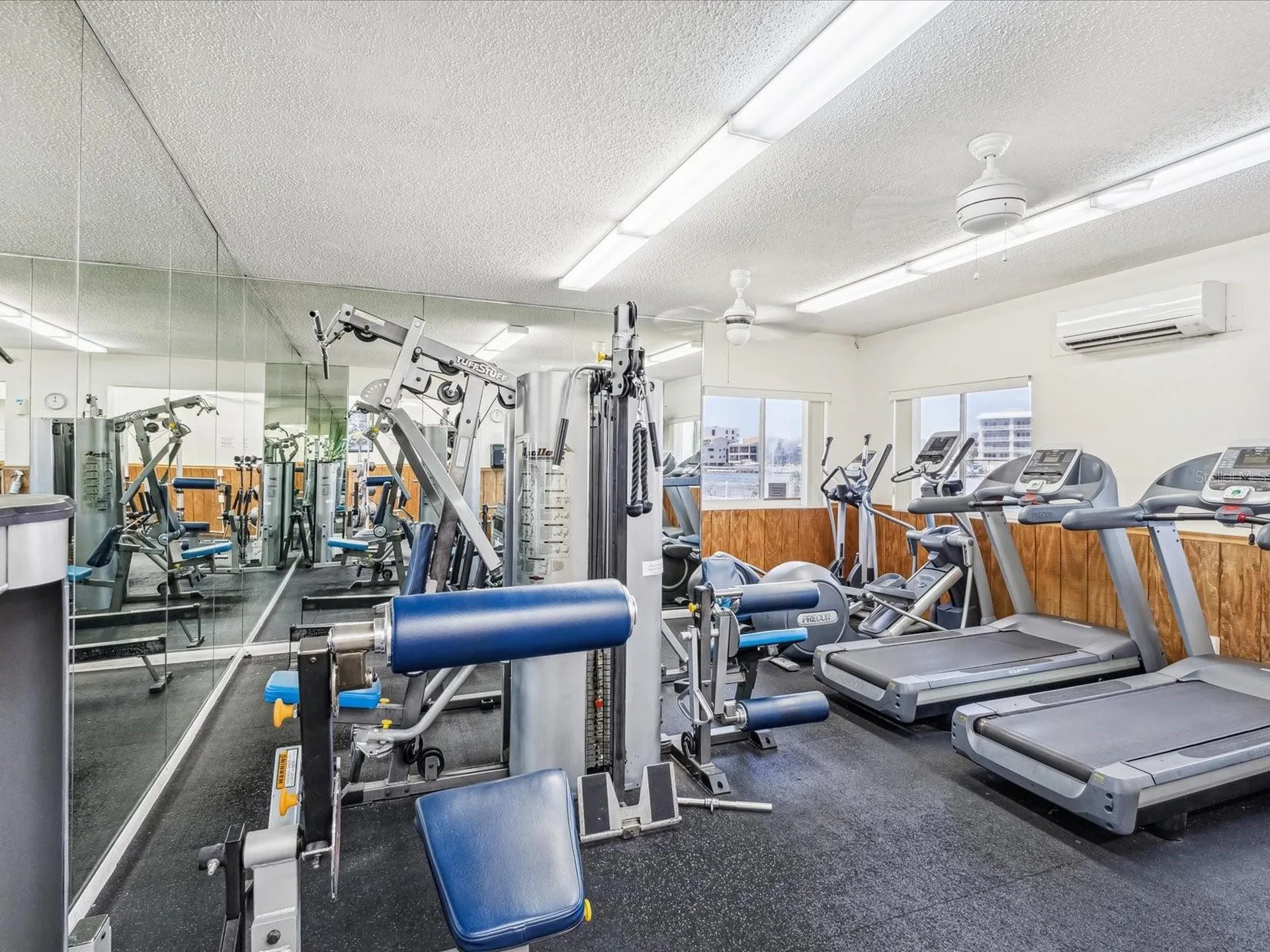 10216 Regal Drive Largo FL 33774