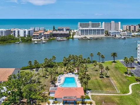 10216 Regal Drive Largo FL 33774