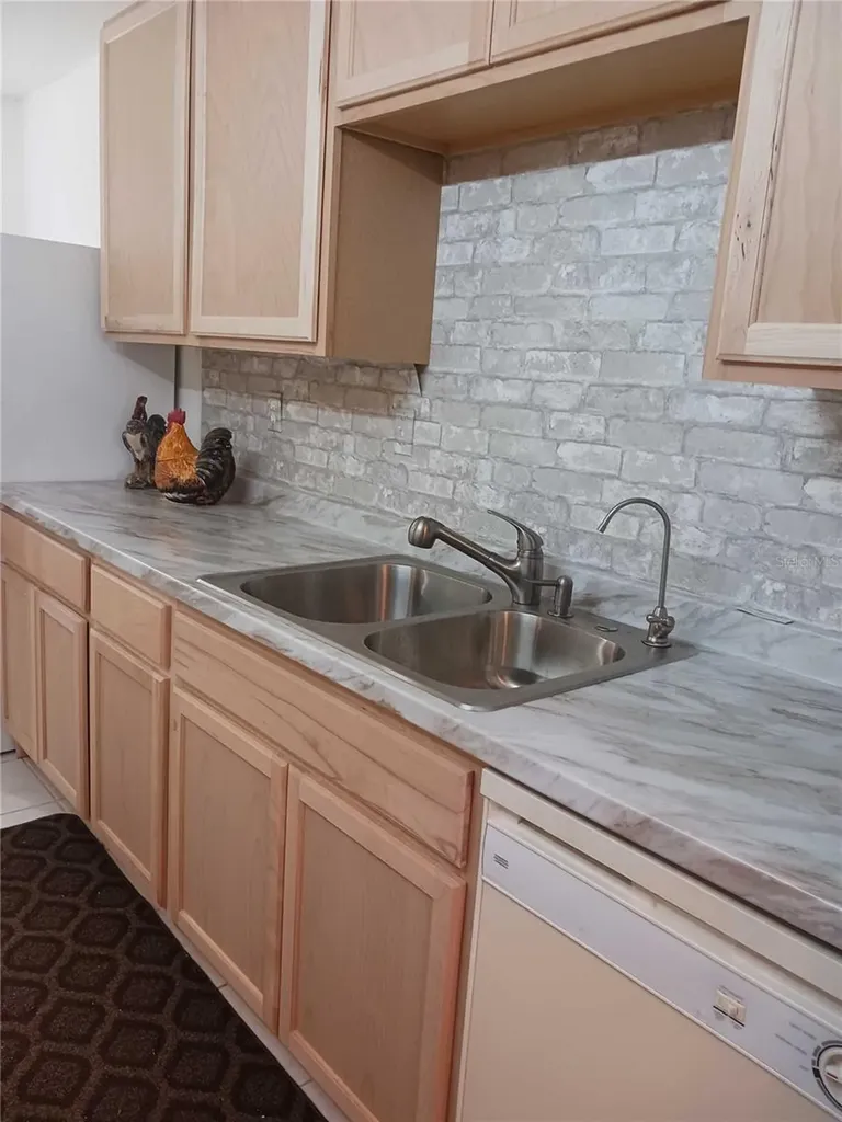 2901 NW 48th Avenue Lauderdale Lakes FL 33313