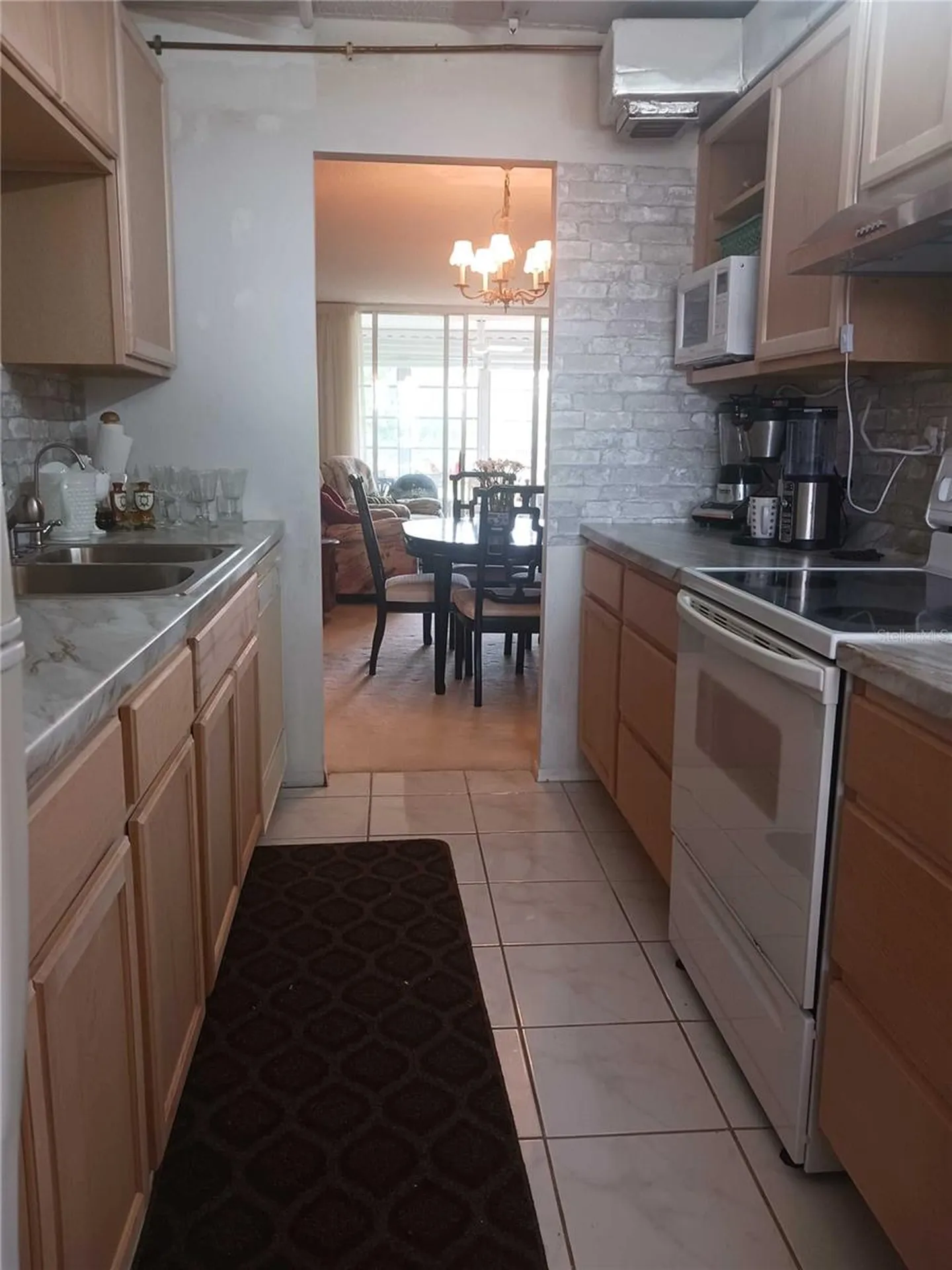 2901 NW 48th Avenue Lauderdale Lakes FL 33313
