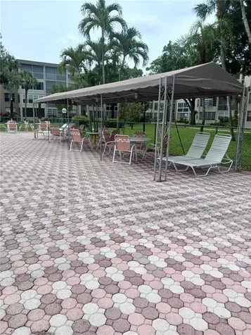 2901 NW 48th Avenue Lauderdale Lakes FL 33313