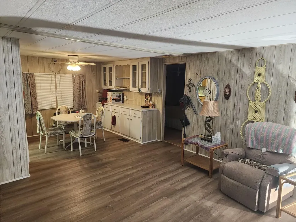 5301 Algeria Court Bradenton FL 34207