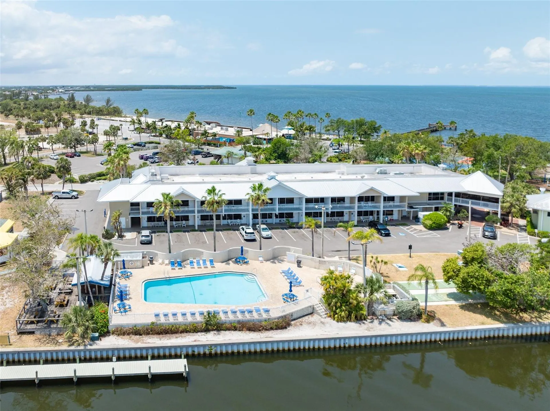 611 Destiny Drive Ruskin FL 33570