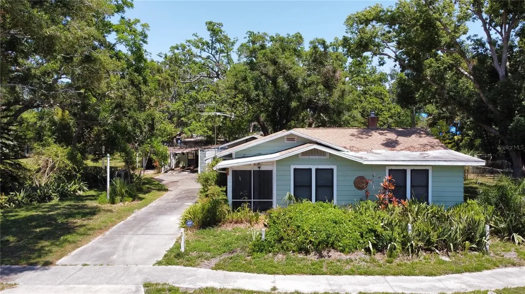 5680 77th Avenue N Pinellas Park FL 33781