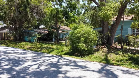 5680 77th Avenue N Pinellas Park FL 33781