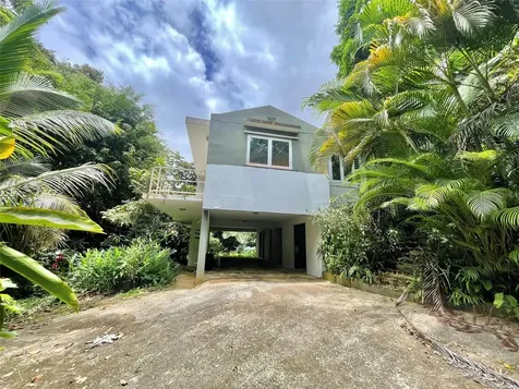 1 Sabana Luquillo PR 00773