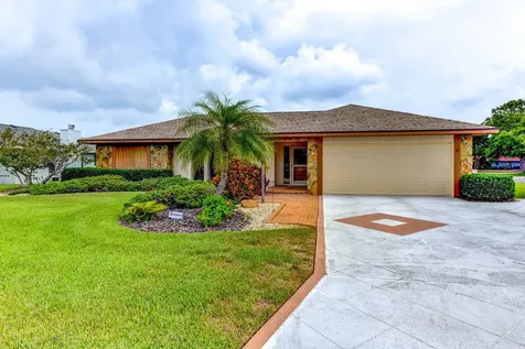 8402 13th Avenue NW Bradenton FL 34209