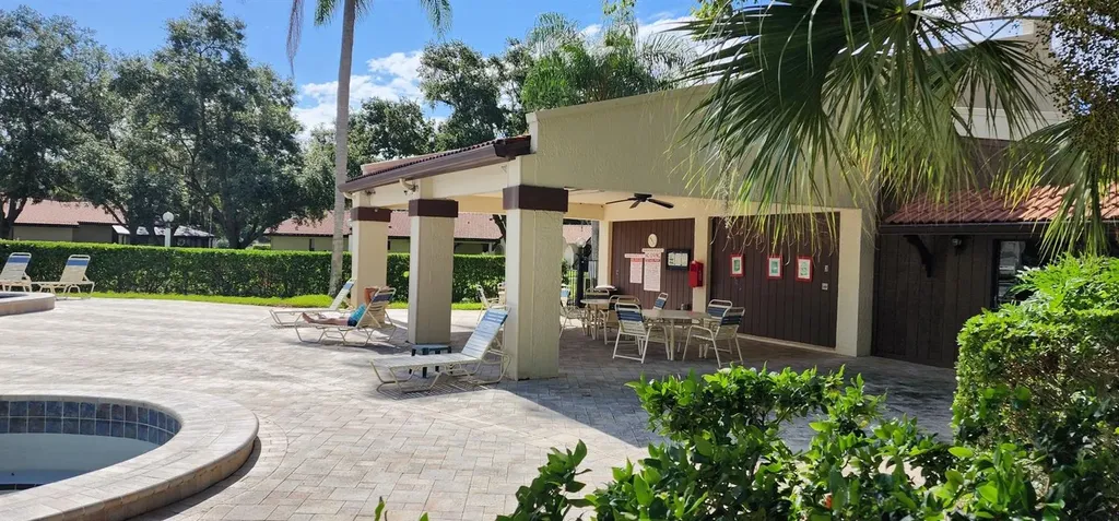 3476 Tarpon Woods Boulevard Palm Harbor FL 34685