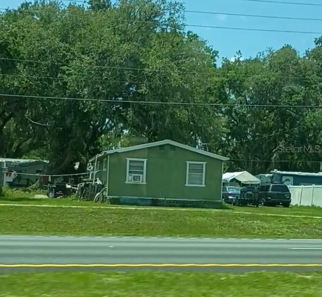 4315 Lake Avenue Kissimmee FL 34746