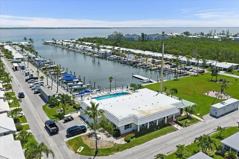 669 Spanish Drive N Longboat Key FL 34228