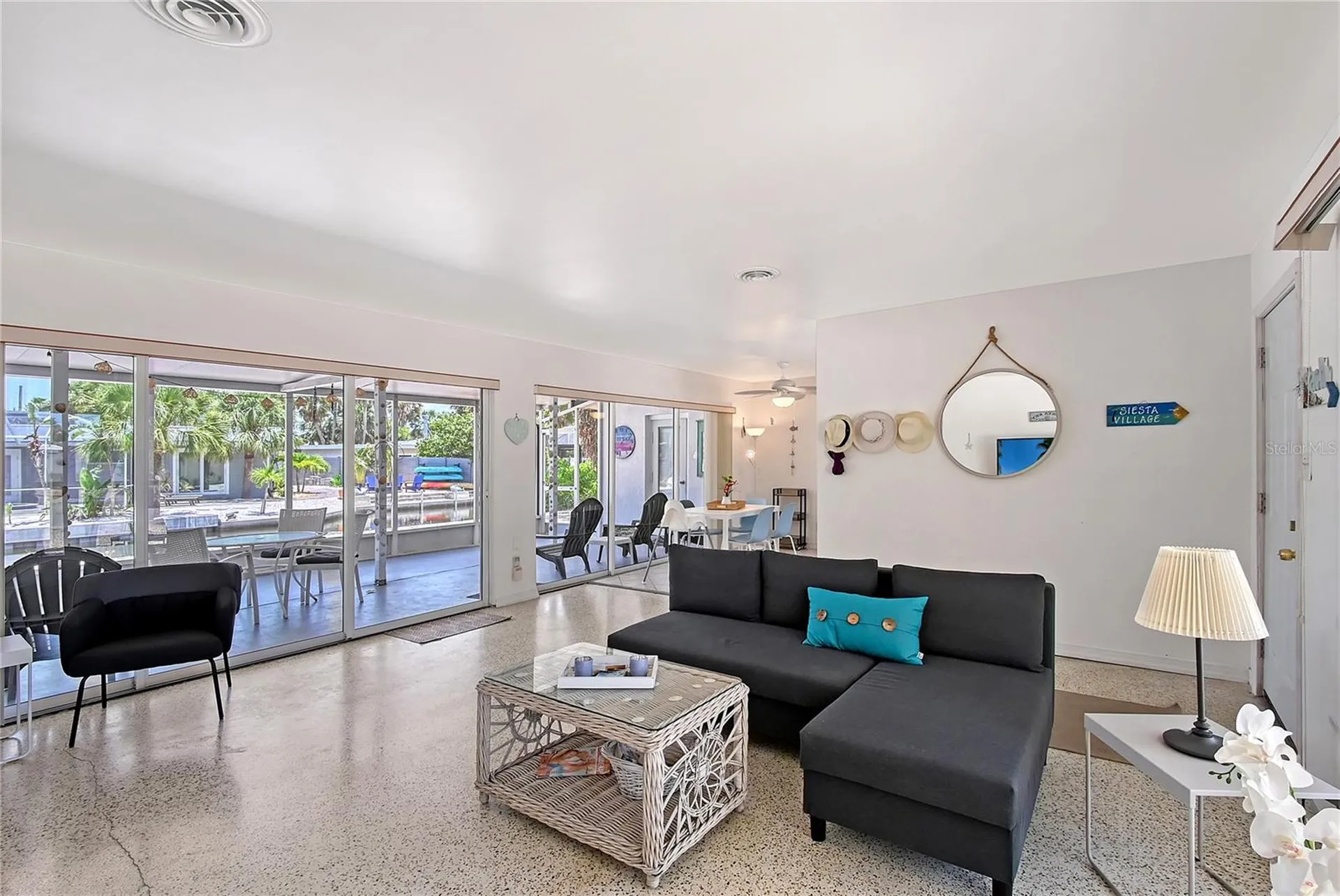 385 Avenida Madera Sarasota FL 34242