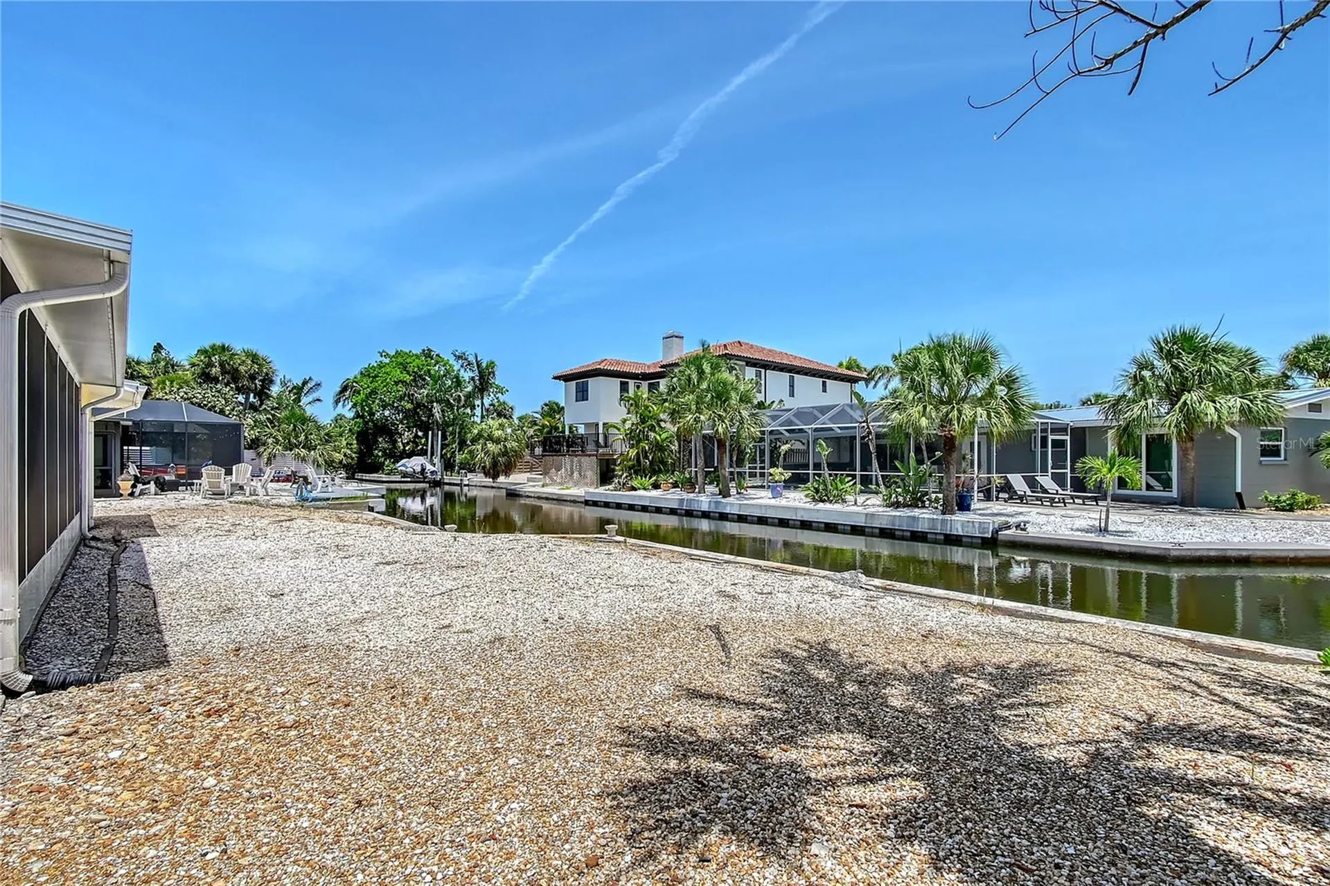 385 Avenida Madera Sarasota FL 34242