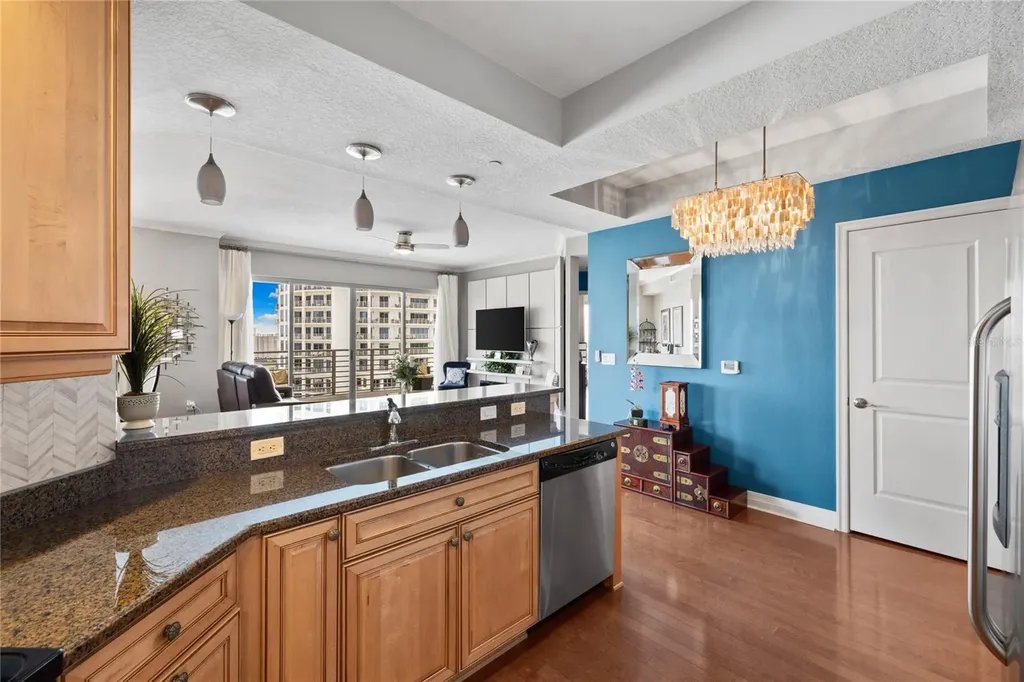 449 S 12th Street Tampa FL 33602