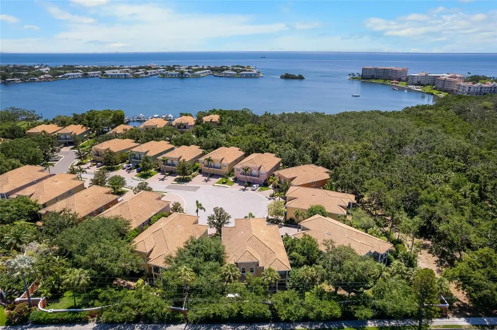191 Banyan Bay Drive St Petersburg FL 33705