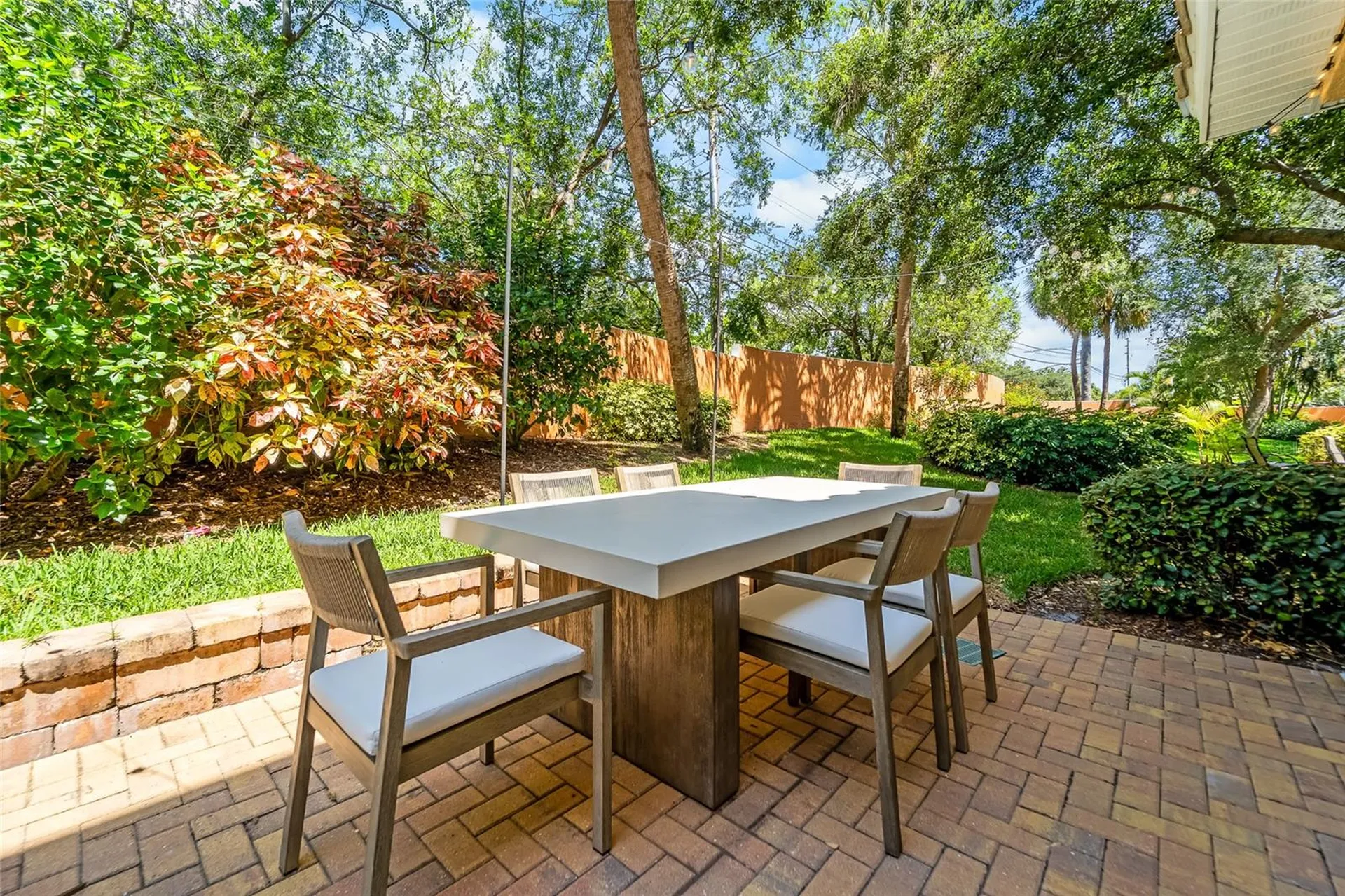 191 Banyan Bay Drive St Petersburg FL 33705