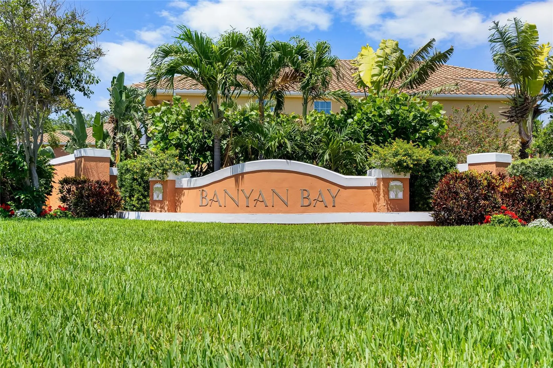 191 Banyan Bay Drive St Petersburg FL 33705