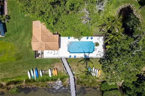 191 Banyan Bay Drive St Petersburg FL 33705