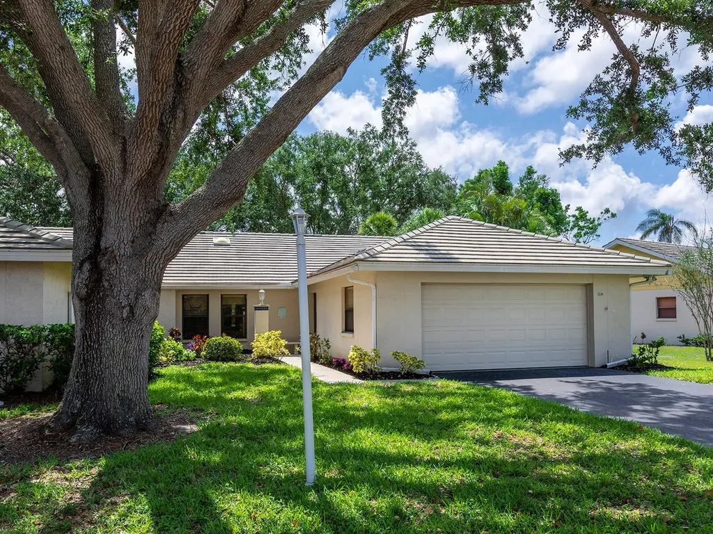 114 Southampton Place N Venice FL 34293