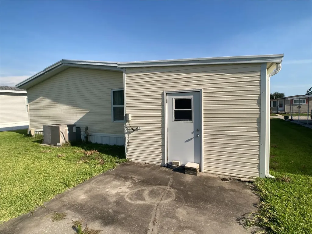1710 7th Street SW Ruskin FL 33570