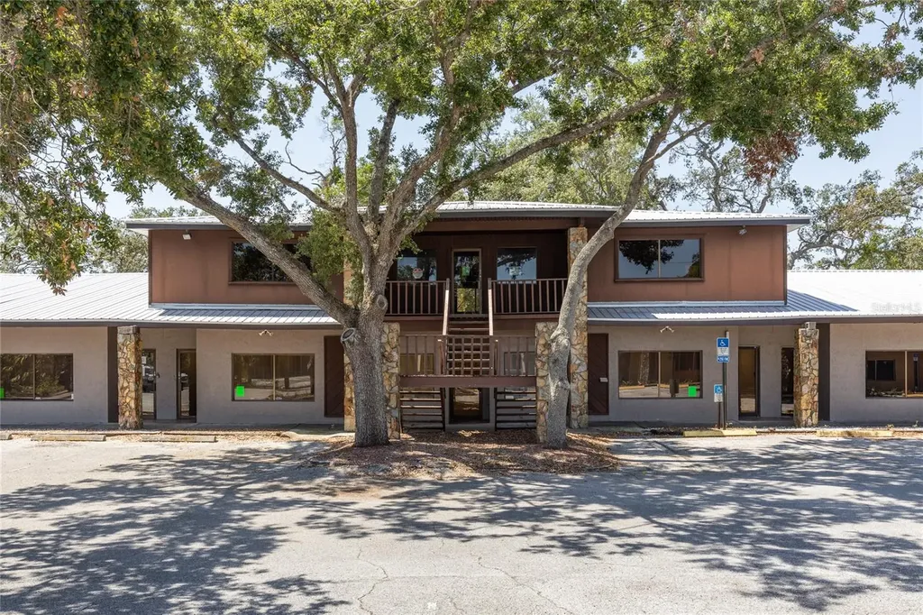 11213 N Nebraska Avenue Tampa FL 33612