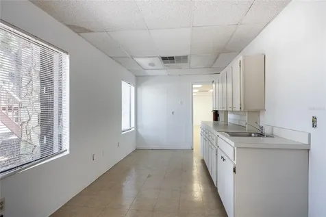 11213 N Nebraska Avenue Tampa FL 33612