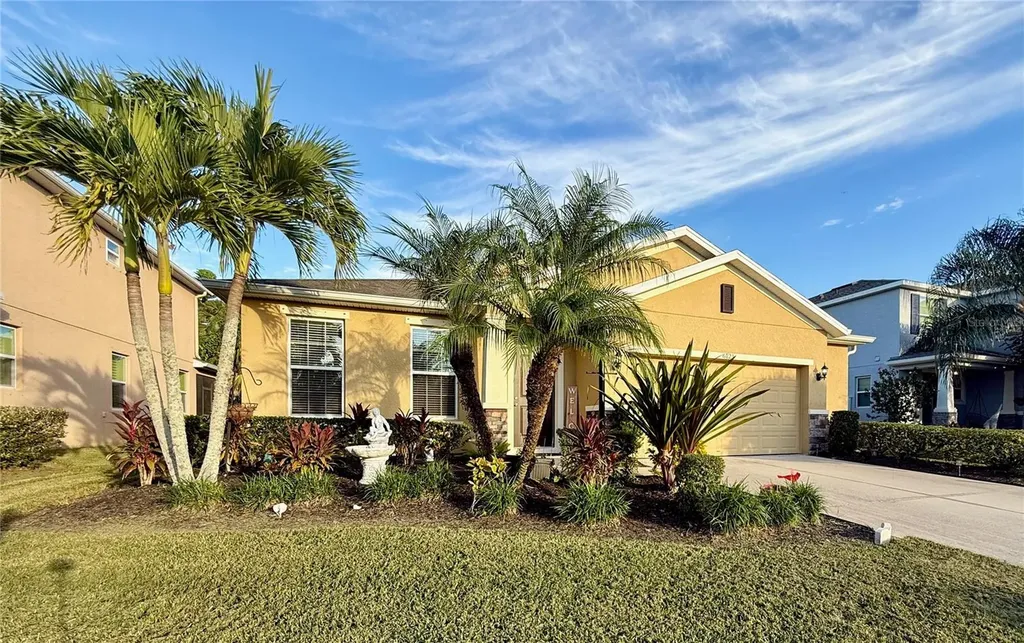 6121 35th Court E Bradenton FL 34203