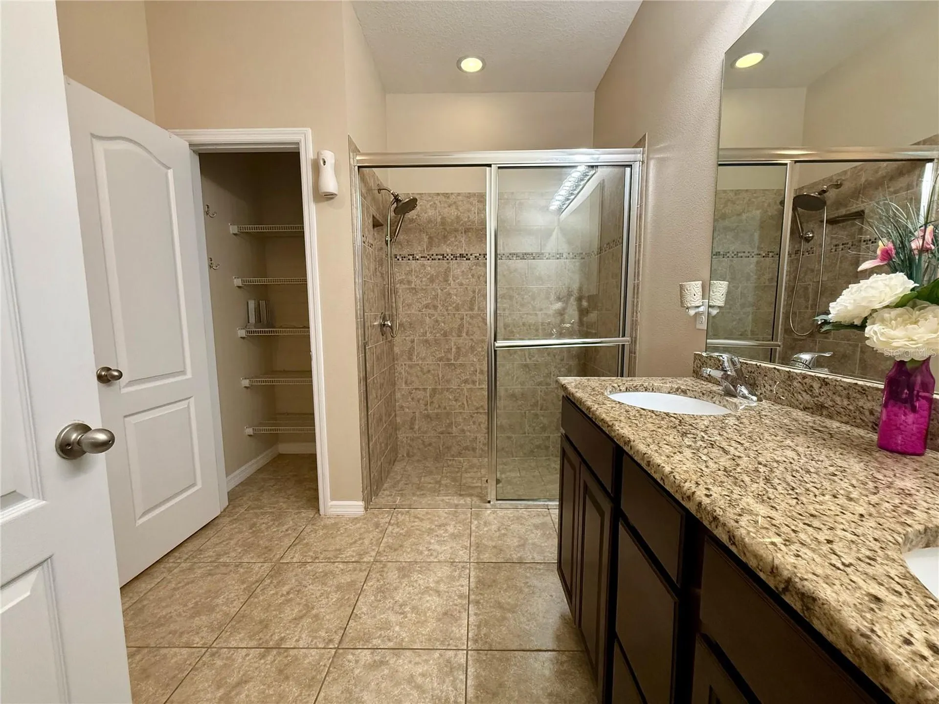 6121 35th Court E Bradenton FL 34203