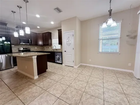 6121 35th Court E Bradenton FL 34203