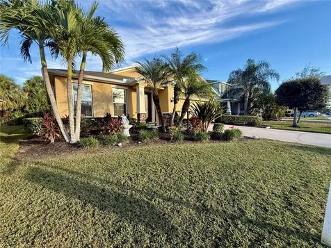 6121 35th Court E Bradenton FL 34203